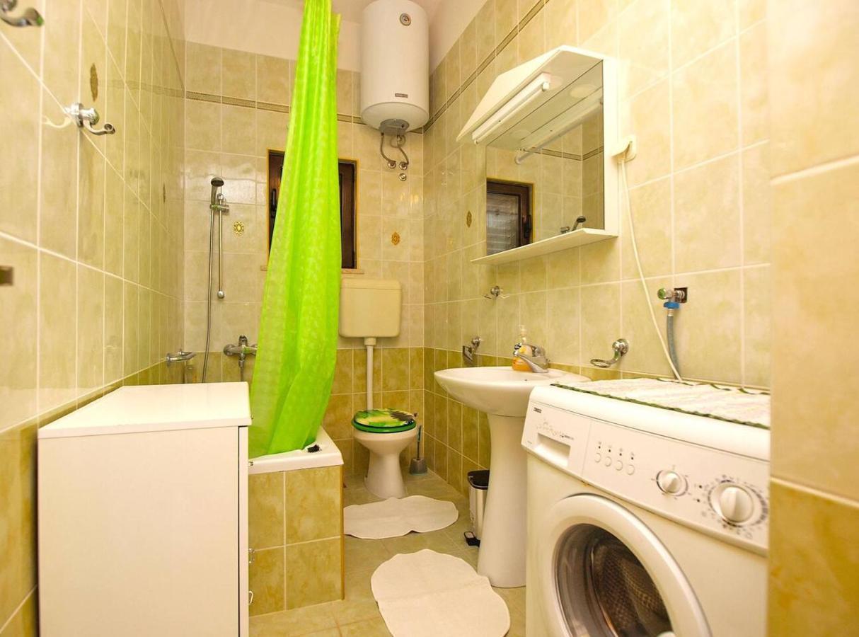 Alma Apartment ポレッチ エクステリア 写真